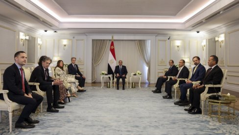 ПРЕГОВОРИ О ПРЕКИДУ ВАТРЕ У ГАЗИ: Блинкен на састанку са Сисијем ПРЕГОВОРИ О ПРЕКИДУ ВАТРЕ У ГАЗИ: Блинкен на састанку са Сисијем