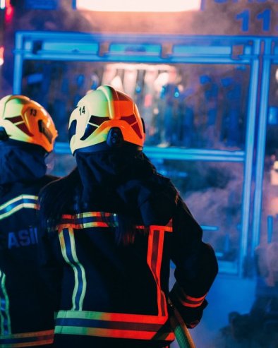 ПОЖАР ЗАХВАТИО ТРЖНИ ЦЕНТАР: Дете изгубило живот, 30 повређено у Јемену