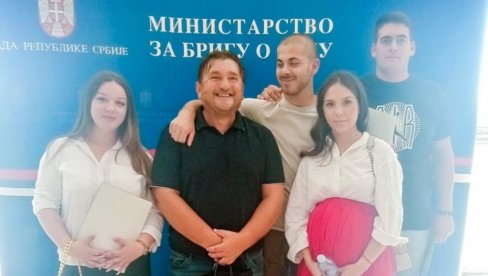 KUPLJENE DVE SEOSKE KUĆE U BANATSKOM KARAĐORĐEVU I JEDNA U RAVNOM TOPOLOVCU: Oni su novi vlasnici KUPLJENE DVE SEOSKE KUĆE U BANATSKOM KARAĐORĐEVU I JEDNA U RAVNOM TOPOLOVCU: Oni su novi vlasnici