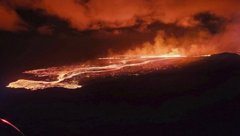 ОГРОМАН ПОДВОДНИ ВУЛКАН НА ПРАГУ ЕРУПЦИЈЕ: Спреман је да избаци више од 28 милијарди кубних метара лаве у сваком тренутку (ФОТО)