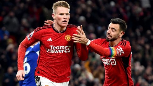 NAPOLI NACILJAO JOŠ JEDNO POJAČANJE: Član Serije A želi vezistu Mančester junajteda NAPOLI NACILJAO JOŠ JEDNO POJAČANJE: Član Serije A želi vezistu Mančester junajteda