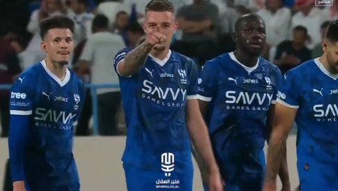 SRPSKI ŠOU U SAUDIJSKOJ ARABIJI: Mitrović i Milinković Savić razbili Ronalda, pa nastavili da haraju uz majstorije (VIDEO) SRPSKI ŠOU U SAUDIJSKOJ ARABIJI: Mitrović i Milinković Savić razbili Ronalda, pa nastavili da haraju uz majstorije (VIDEO)