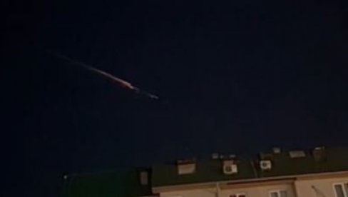OGLASILI SE STRUČNJACI: Evo šta je večeras proletelo nebom iznad Srbije (VIDEO) OGLASILI SE STRUČNJACI: Evo šta je večeras proletelo nebom iznad Srbije (VIDEO)