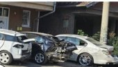 VOZAČ BMW-A UDARIO TRI PARKIRANA AUTOMOBILA: Saobraćajna nesreća u Novom Pazaru VOZAČ BMW-A UDARIO TRI PARKIRANA AUTOMOBILA: Saobraćajna nesreća u Novom Pazaru