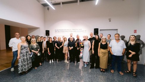 O DESTRUKCIJI I PROTIV NJE: Otpočeo festival savremene umetnosti Dunavski dijalozi O DESTRUKCIJI I PROTIV NJE: Otpočeo festival savremene umetnosti Dunavski dijalozi