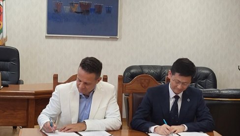 UNIVERZITET U KRAGUJEVCU : Sa Šangajskim Univerzitetom medicine i zdravstvenih nauka potpisan ugovor o saradnji UNIVERZITET U KRAGUJEVCU : Sa Šangajskim Univerzitetom medicine i zdravstvenih nauka potpisan ugovor o saradnji