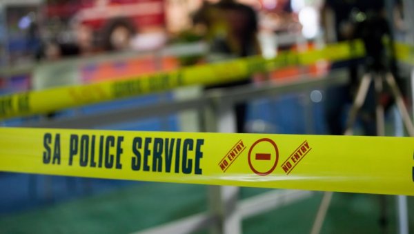 10 СТРАНИХ ДРЖАВЉАНА ПОГИНУЛО У НЕСРЕЋИ: Преврнуо се аутобус у јужнојафричкој провинцији Лимпопо 10 СТРАНИХ ДРЖАВЉАНА ПОГИНУЛО У НЕСРЕЋИ: Преврнуо се аутобус у јужнојафричкој провинцији Лимпопо
