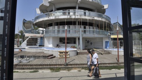 TROJICA GOLOBRADIH BATINALI DO SMRTI: Mladići uhapšeni zbog ubistva beogradskog Robinzona Marjana S. (74) na Adi Ciganliji TROJICA GOLOBRADIH BATINALI DO SMRTI: Mladići uhapšeni zbog ubistva beogradskog Robinzona Marjana S. (74) na Adi Ciganliji