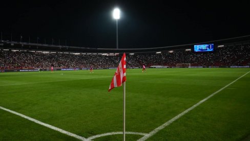 APEL DELIJAMA: Crvena zvezda objavila važno saopštenje pred meč sa Benfikom APEL DELIJAMA: Crvena zvezda objavila važno saopštenje pred meč sa Benfikom