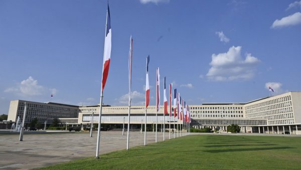 КОНКУРС ЗА ИЗБОР НА ВАЖНУ ФУНКЦИЈУ У МУП СРБИЈЕ: Стижу прве пријаве кандидата за директора полиције, рок 15 дана КОНКУРС ЗА ИЗБОР НА ВАЖНУ ФУНКЦИЈУ У МУП СРБИЈЕ: Стижу прве пријаве кандидата за директора полиције, рок 15 дана