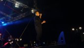 MLADI KAFANAC OSVOJIO ROŠTILJIJADU: Uroš Živković koncertom podigao grad na noge (FOTO)