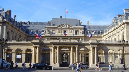 FRANCUSKA POKREĆE ISTRAGU: Diplomata se pojavio u Epstajnovim fajlovima