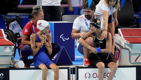 JOŠ JEDAN POHOD NA ZLATO: Srpska paraplivačica Katarina Draganov Čordaš plasirala se u finale u Parizu JOŠ JEDAN POHOD NA ZLATO: Srpska paraplivačica Katarina Draganov Čordaš plasirala se u finale u Parizu