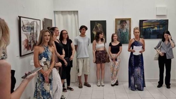 ПОДРШКА ЉУБАВИ И УМЕТНОСТИ: Изложба слика младих аутора у галерији Корњача ПОДРШКА ЉУБАВИ И УМЕТНОСТИ: Изложба слика младих аутора у галерији Корњача
