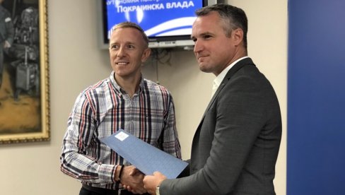 VOJVOĐANSKIM POLJOPRIVREDNICIMA PODRŠKA POKRAJINE: Deset miliona dinara za kontrolu plodnosti obradivog zemljišta VOJVOĐANSKIM POLJOPRIVREDNICIMA PODRŠKA POKRAJINE: Deset miliona dinara za kontrolu plodnosti obradivog zemljišta
