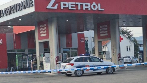 PAPOVKOM NA PUMPU: Posle incidenta u Nikšiću uhapšen I. P. (37) PAPOVKOM NA PUMPU: Posle incidenta u Nikšiću uhapšen I. P. (37)