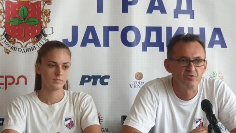 POČETAK SEZONE ZA RUKOMETAŠICE JAGODINE: Napredak prvi zalogaj POČETAK SEZONE ZA RUKOMETAŠICE JAGODINE: Napredak prvi zalogaj