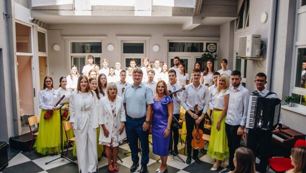 НИС подржао Музичку школу „Јован Бандур“ у Панчеву НИС подржао Музичку школу „Јован Бандур“ у Панчеву