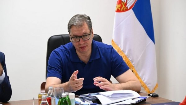 ПОСЕБНО СМО СЕ БАВИЛИ ПИТАЊЕМ ЗДРАВЉА ЉУДИ И СМАЊЕЊЕМ ЛИСТЕ ЧЕКАЊА: Вучић одржао састанак са члановима Владе у Лозници ПОСЕБНО СМО СЕ БАВИЛИ ПИТАЊЕМ ЗДРАВЉА ЉУДИ И СМАЊЕЊЕМ ЛИСТЕ ЧЕКАЊА: Вучић одржао састанак са члановима Владе у Лозници