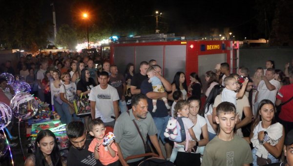 ДОЈАВА О ПОСТАВЉЕНОЈ БОМБИ У СМЕДЕРЕВУ ЛАЖНА: Град подноси кривичну пријаву због узнемирења јавности ДОЈАВА О ПОСТАВЉЕНОЈ БОМБИ У СМЕДЕРЕВУ ЛАЖНА: Град подноси кривичну пријаву због узнемирења јавности