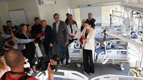 NOVA BOLNICA U LOZNICI IZGLEDA FENOMENALNO Vučić poručio - Od zdravlja ljudi ne postoji ništa preče (FOTO) NOVA BOLNICA U LOZNICI IZGLEDA FENOMENALNO Vučić poručio - Od zdravlja ljudi ne postoji ništa preče (FOTO)