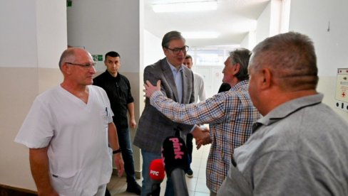 VAŽNA VEST ZA GRAĐANE: Predsednik najavio - Očekujemo do kraja meseca rešenja vezano za liste čekanja VAŽNA VEST ZA GRAĐANE: Predsednik najavio - Očekujemo do kraja meseca rešenja vezano za liste čekanja