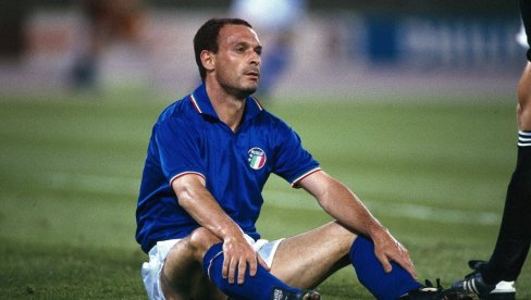 ITALIJA U SUZAMA! Preminuo veliki Salvatore Toto Skilači ITALIJA U SUZAMA! Preminuo veliki Salvatore Toto Skilači