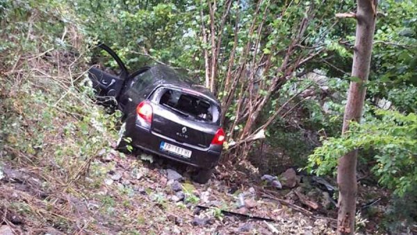 САОБРАЋАЈНА НЕСРЕЋА КОД КОЛАШИНА: Повређени држављани Србије САОБРАЋАЈНА НЕСРЕЋА КОД КОЛАШИНА: Повређени држављани Србије