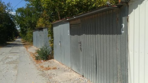 RASPRAVA O GARAŽAMA: Dnevna naknada 5,50 dinara po kvadratu RASPRAVA O GARAŽAMA: Dnevna naknada 5,50 dinara po kvadratu