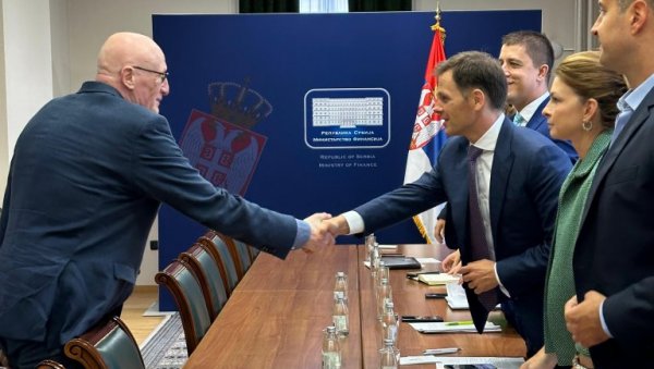 ВАЖАН САСТАНАК: Мали разговарао са председником Фискалног савета о важним и актуелним економским темама за развој наше земље (ФОТО) ВАЖАН САСТАНАК: Мали разговарао са председником Фискалног савета о важним и актуелним економским темама за развој наше земље (ФОТО)