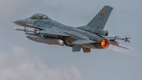 UZBUNA NA BALKANU, HITNO PODIGNUTI BORBENI AVIONI: Izvršen udar u ranu zoru, hitne službe na licu mesta (FOTO)