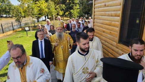 SLAVA RUSKOG MANASTIRA U UGLJEVIKU: Svetinju darovala braća SLAVA RUSKOG MANASTIRA U UGLJEVIKU: Svetinju darovala braća