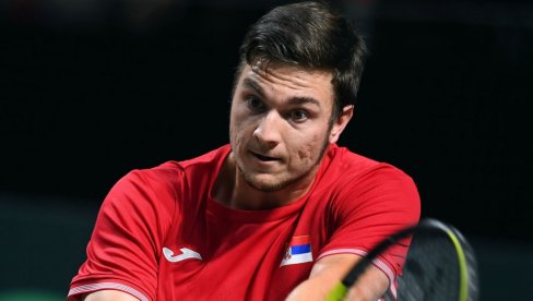 SRBIJA POVELA PROTIV GRČKE: Kecmanović doneo prvi poen u Dejvis kupu, na redu je Novak Đoković SRBIJA POVELA PROTIV GRČKE: Kecmanović doneo prvi poen u Dejvis kupu, na redu je Novak Đoković