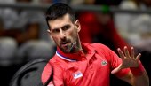 LEPA SCENA NA TENISKOM TERENU: Novak Đoković još jednom pokazao koliko srce ima (VIDEO) LEPA SCENA NA TENISKOM TERENU: Novak Đoković još jednom pokazao koliko srce ima (VIDEO)