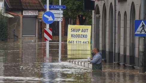 VELIKI POPLAVNI TALAS IDE KA OVOM EVROPSKOM GRADU: Hitno se oglasili nadležni VELIKI POPLAVNI TALAS IDE KA OVOM EVROPSKOM GRADU: Hitno se oglasili nadležni