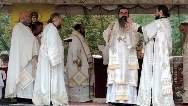 ДВЕ ДЕЦЕНИЈЕ СОКОЛСКЕ БОГОМОЉЕ: ОД Николаја до Лаврентија ДВЕ ДЕЦЕНИЈЕ СОКОЛСКЕ БОГОМОЉЕ: ОД Николаја до Лаврентија