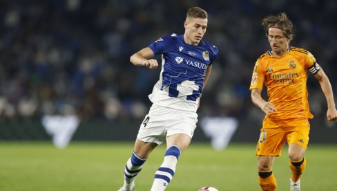 MODRIĆ IMA NASLEDNIKA: Maestro je na zalasku karijere, evo ko mu je zamena MODRIĆ IMA NASLEDNIKA: Maestro je na zalasku karijere, evo ko mu je zamena