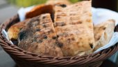 TURSKE LEPINJE IZ TIGANJA: Savršeno su mekane i odlično rešenje kada nemate hleb u kući TURSKE LEPINJE IZ TIGANJA: Savršeno su mekane i odlično rešenje kada nemate hleb u kući