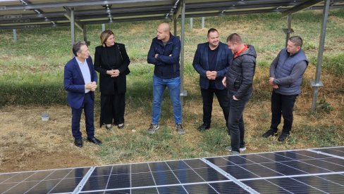 PRVA SOLARNA ELEKTRANA U UGLJEVIKU: Đokići pre svih PRVA SOLARNA ELEKTRANA U UGLJEVIKU: Đokići pre svih