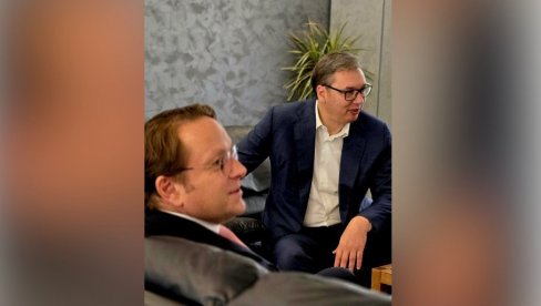 VUČIĆ NA SASTANKU SA VARHELJIJEM: Informisao sam komesara o zabrinjavajućoj situaciji na KiM (FOTO) VUČIĆ NA SASTANKU SA VARHELJIJEM: Informisao sam komesara o zabrinjavajućoj situaciji na KiM (FOTO)