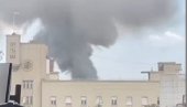 POŽAR KOD DOMA VOJSKE U BEOGRADU: Gust crni dim kulja na Trgu republike (FOTO) POŽAR KOD DOMA VOJSKE U BEOGRADU: Gust crni dim kulja na Trgu republike (FOTO)