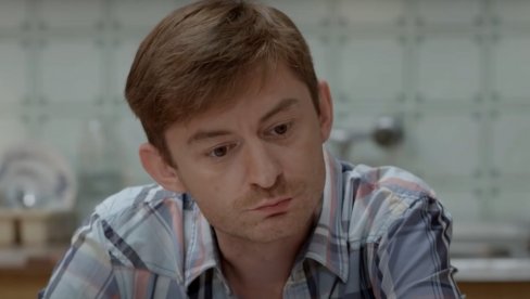 ОТКУПИО КАЗНУ? Моамер осуђен за блудничење, избегао одлазак у затвор ОТКУПИО КАЗНУ? Моамер осуђен за блудничење, избегао одлазак у затвор