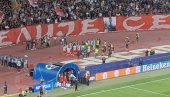 OVA SLIKA ĆE OBIĆI SVET: Zvezda izgubila od Benfike, a navijači su uradili ovo (VIDEO) OVA SLIKA ĆE OBIĆI SVET: Zvezda izgubila od Benfike, a navijači su uradili ovo (VIDEO)