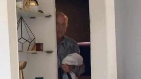 TAJNA SOBA: Iznajmio kuću preko oglasa, pa u njoj zatekao vlasnika (VIDEO) TAJNA SOBA: Iznajmio kuću preko oglasa, pa u njoj zatekao vlasnika (VIDEO)