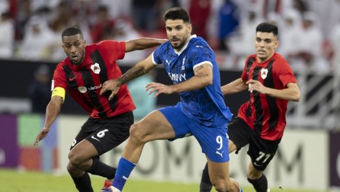 ALEKASANDAR MITROVIĆ POKAZUJE BENZEMI I RONALDU KO JE GAZDA: Saudijski El Klasiko odlučuje o prvom mestu na tabeli i na listi strelaca