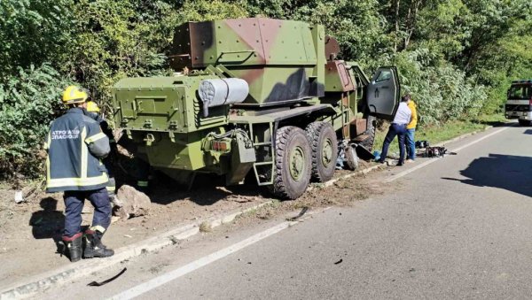 ВОЗАЧ “ПАСАРАСА” ИЗАЗВАО НЕСРЕЋУ? Грађани Краљева, Новог Пазара и Рашке тугују за настрадалима у удесу на Ибарској магистрали ВОЗАЧ “ПАСАРАСА” ИЗАЗВАО НЕСРЕЋУ? Грађани Краљева, Новог Пазара и Рашке тугују за настрадалима у удесу на Ибарској магистрали