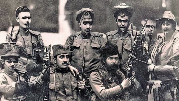 МУСТАФА ГОЛУБИЋ У БЕОГРАДУ ПО СПЕЦИЈАЛНОЈ ЛИНИЈИ: Активности Совјетских обавештајаца уочи избијања рата МУСТАФА ГОЛУБИЋ У БЕОГРАДУ ПО СПЕЦИЈАЛНОЈ ЛИНИЈИ: Активности Совјетских обавештајаца уочи избијања рата
