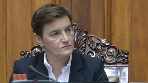 BUKTI RAT MEĐU BLOKADERIMA Ana Brnabić o sukobu koji se rasplamsava: Svi protiv svih BUKTI RAT MEĐU BLOKADERIMA Ana Brnabić o sukobu koji se rasplamsava: Svi protiv svih