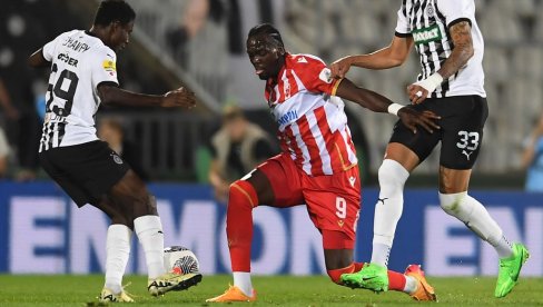 ENDIAJE DONEO PREDNOST ZVEZDI U DERBIJU: Evo kako je napadač crveno-belih dao gol protiv Partizana (VIDEO) ENDIAJE DONEO PREDNOST ZVEZDI U DERBIJU: Evo kako je napadač crveno-belih dao gol protiv Partizana (VIDEO)