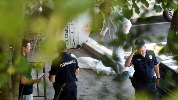 ДОДАТАК ЗА ДЕЦУ УБИЈЕНИХ МАЈКИ: Аутономни женски центар упутио апел посланицима да допуне предлог закона о којем расправљају ДОДАТАК ЗА ДЕЦУ УБИЈЕНИХ МАЈКИ: Аутономни женски центар упутио апел посланицима да допуне предлог закона о којем расправљају